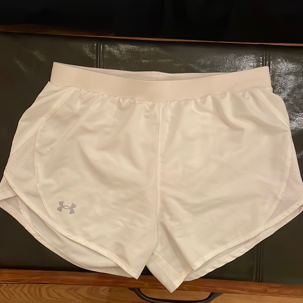 Like new Under Armour white size small athletic shorts